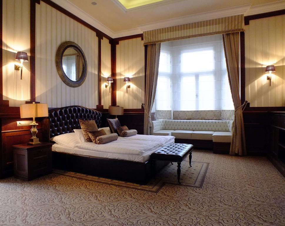 Thanhoffer Villa Siófok Exteriör bild